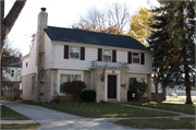 5700 N KENT AVE, a Colonial Revival/Georgian Revival house, built in Whitefish Bay, Wisconsin in 1946.