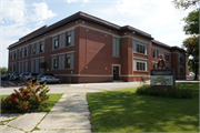 1238 GEELE AVE, a Neoclassical/Beaux Arts elementary, middle, jr.high, or high, built in Sheboygan, Wisconsin in 1912.