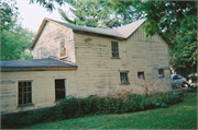 359 E MADISON AVE, a Italianate house, built in Milton, Wisconsin in 1886.