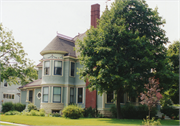 118 SINCLAIR ST, a Queen Anne house, built in Janesville, Wisconsin in 1898.