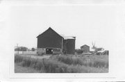 NW CNR OF STATE HIGHWAY 19/78 AND HUDSON RD, a Astylistic Utilitarian Building barn, built in Mazomanie, Wisconsin in .