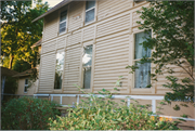 330 W PARK AVE, a Queen Anne house, built in Beaver Dam, Wisconsin in 1872.