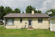 1819 LYNDALE AVE, a Lustron house, built in Eau Claire, Wisconsin in 1949.