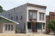 207 E STATE ST, a Italianate small retail building, built in Mauston, Wisconsin in 1880.
