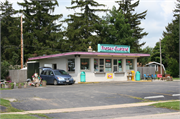 675 GRAND AVE / STATE HIGHWAY 83, a Contemporary restaurant/supper club, built in Hartford, Wisconsin in 1957.