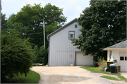 333 BRANCH ST / STATE HIGHWAY 83 333 BRANCH ST / STATE HIGHWAY 83, a Astylistic Utilitarian Building barn, built in Hartford, Wisconsin in 1900.