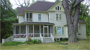 W425 Miller Rd, a Queen Anne house, built in East Troy, Wisconsin in 1911.