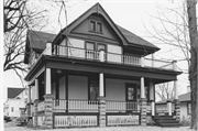 N 89 W 16170 MAIN ST, a Queen Anne house, built in Menomonee Falls, Wisconsin in 1911.