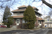 2530 NORTHWESTERN AVE, a American Foursquare house, built in Racine, Wisconsin in 1918.