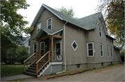 630 S MADISON ST, a Queen Anne house, built in Green Bay, Wisconsin in 1895.