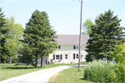 4560 ELMWOOD RD 4560 ELMWOOD RD, a Side Gabled house, built in Richfield, Wisconsin in 1860.