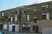 738 W MAPLE, a Commercial Vernacular lodging-hotel, built in Milwaukee, Wisconsin in 1907.