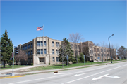 2400 MAIN ST, a Art Deco elementary, middle, jr.high, or high, built in Stevens Point, Wisconsin in 1937.