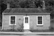 28 SHAKE RAG ST, a Federal house, built in Mineral Point, Wisconsin in 1844.