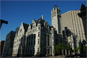 515-519 E WISCONSIN AVE, a Romanesque Revival post office, built in Milwaukee, Wisconsin in 1899.