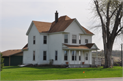 1722 S FISH HATCHERY RD, a Queen Anne house, built in Fitchburg, Wisconsin in 1890.