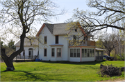 5539 WHALEN RD, a Queen Anne rectory/parsonage, built in Fitchburg, Wisconsin in 1900.