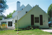 720 ST LAWRENCE AVE, a Colonial Revival/Georgian Revival house, built in Janesville, Wisconsin in 1931.