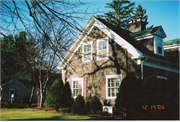 512 QUENTIN AVE, a Colonial Revival/Georgian Revival house, built in Marshfield, Wisconsin in 1927.