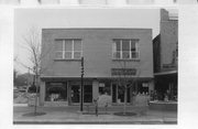 440 STATE ST, a Commercial Vernacular retail building, built in Madison, Wisconsin in 1962.