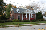 5521 N MARLBOROUGH DR, a Greek Revival house, built in Whitefish Bay, Wisconsin in 1931.