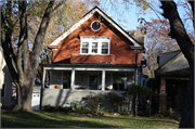 346 E LAKE VIEW AVE, a Front Gabled house, built in Whitefish Bay, Wisconsin in 1911.
