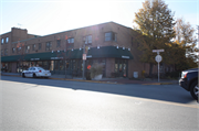 601, 615, 621 E SILVER SPRING DR, a Contemporary large retail building, built in Whitefish Bay, Wisconsin in 1946.