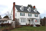 229 E 3RD ST, a Colonial Revival/Georgian Revival house, built in Washburn, Wisconsin in 1916.