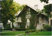 2001 JEFFERSON ST, a Prairie School house, built in Madison, Wisconsin in 1913.