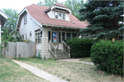 2450 N 46TH ST, a Bungalow house, built in Milwaukee, Wisconsin in 1918.