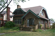 2516 N 47TH ST, a Bungalow house, built in Milwaukee, Wisconsin in 1926.