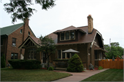 2544 N 47TH ST, a Bungalow house, built in Milwaukee, Wisconsin in 1923.