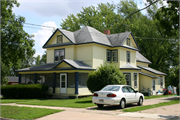 801 JEFFERSON AVE, a Queen Anne house, built in Sparta, Wisconsin in 1900.