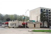 3005 UNIVERSITY AVE, a Art/Streamline Moderne tavern/bar, built in Madison, Wisconsin in 1937.