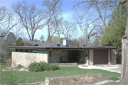 118 VAUGHN CT, a Contemporary house, built in Madison, Wisconsin in 1951.