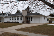 4302 TOKAY BLVD 4302 TOKAY BLVD, a Ranch house, built in Madison, Wisconsin in 1950.