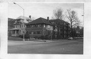 401 WISCONSIN AVE, a Craftsman house, built in Madison, Wisconsin in 1907.