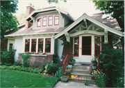 4812 W WASHINGTON BLVD, a Craftsman house, built in Milwaukee, Wisconsin in 1919.