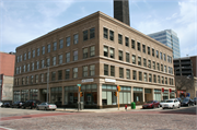 756 N MILWAUKEE ST, a Neoclassical/Beaux Arts large office building, built in Milwaukee, Wisconsin in 1904.