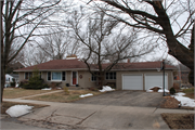 522 S OWEN DR, a Ranch house, built in Madison, Wisconsin in 1954.