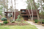 3901 PRISCILLA LA, a Contemporary house, built in Madison, Wisconsin in 1967.