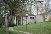 2805 RIDGE RD, a Contemporary house, built in Madison, Wisconsin in 1938.