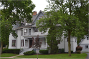 109 S PARK AVE, a Queen Anne house, built in Fond du Lac, Wisconsin in 1899.