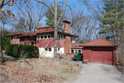 2810 RIDGE RD, a Contemporary house, built in Madison, Wisconsin in 1941.