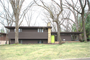 3925 PLYMOUTH CIR, a Usonian house, built in Madison, Wisconsin in 1964.