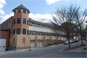 717 HILL ST, a Other Vernacular apartment/condominium, built in Madison, Wisconsin in 2001.