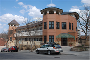 717 HILL ST, a Other Vernacular apartment/condominium, built in Madison, Wisconsin in 2001.