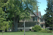 806 W GRAND AVE, a Queen Anne house, built in Port Washington, Wisconsin in 1893.