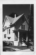 1116 BOWEN CT., a Queen Anne house, built in Madison, Wisconsin in 1908.