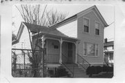 114 N BLOUNT ST, a Gabled Ell house, built in Madison, Wisconsin in .